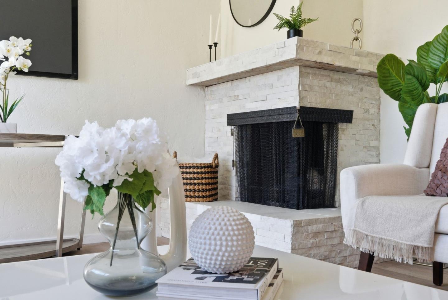 Detail Gallery Image 3 of 55 For 1624 Lodi Ave, San Mateo,  CA 94401 - 3 Beds | 2 Baths