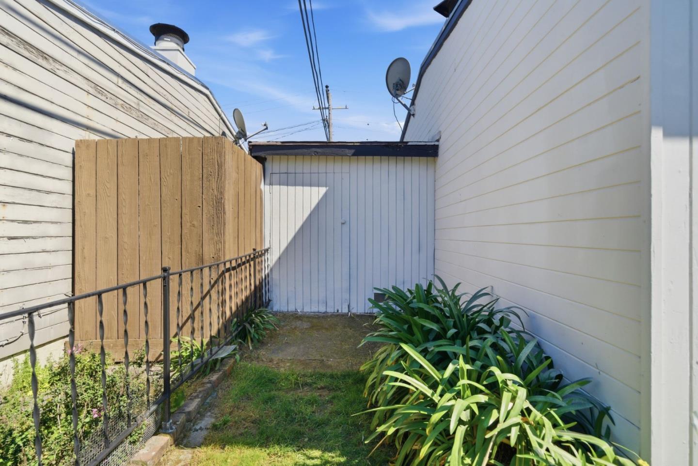 Detail Gallery Image 30 of 55 For 1624 Lodi Ave, San Mateo,  CA 94401 - 3 Beds | 2 Baths