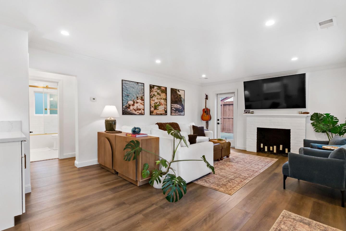 Detail Gallery Image 9 of 42 For 432 Oak Ridge Dr, Redwood City,  CA 94062 - 2 Beds | 2 Baths