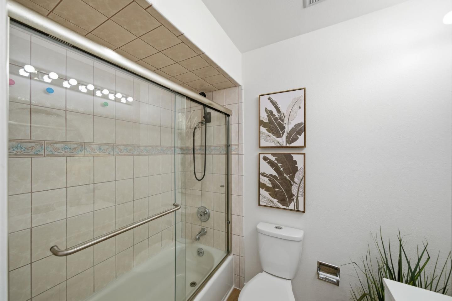 Detail Gallery Image 26 of 34 For 3463 Pennsylvania Cmn, Fremont,  CA 94536 - 2 Beds | 2 Baths