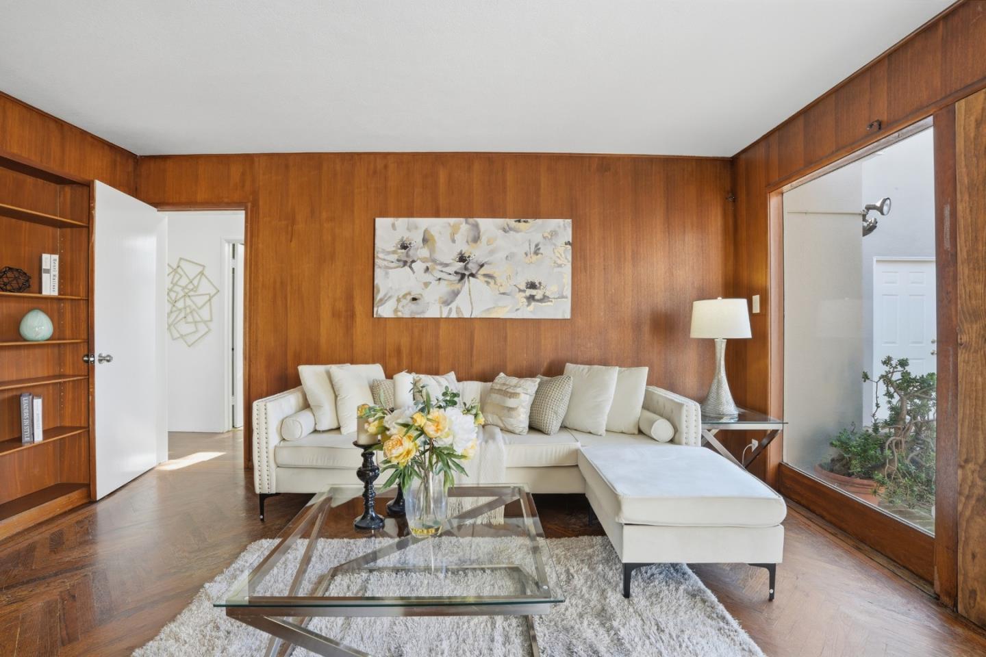 Detail Gallery Image 20 of 42 For 2055 Oakwood Dr, East Palo Alto,  CA 94303 - 2 Beds | 1 Baths