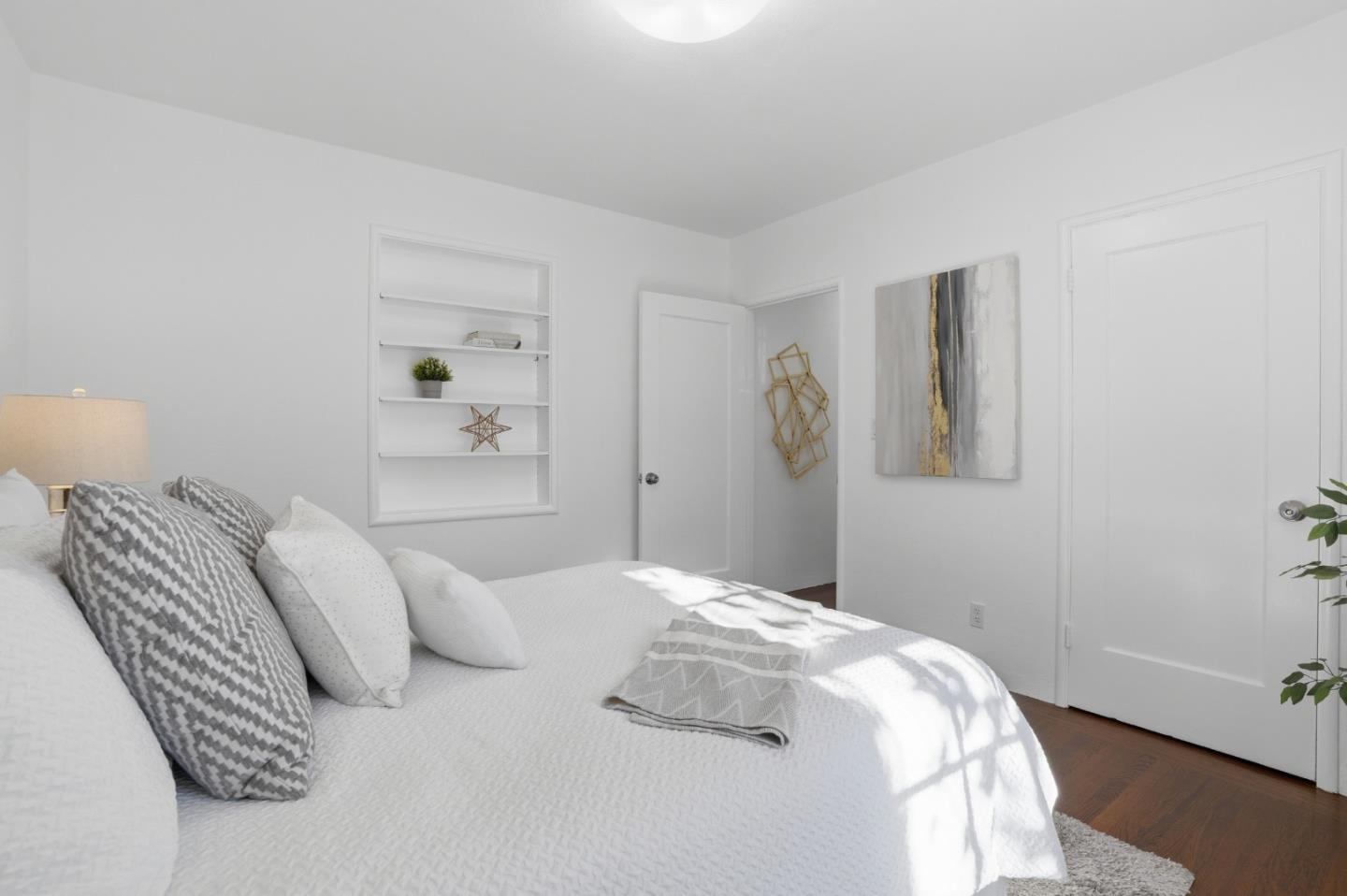 Detail Gallery Image 26 of 42 For 2055 Oakwood Dr, East Palo Alto,  CA 94303 - 2 Beds | 1 Baths