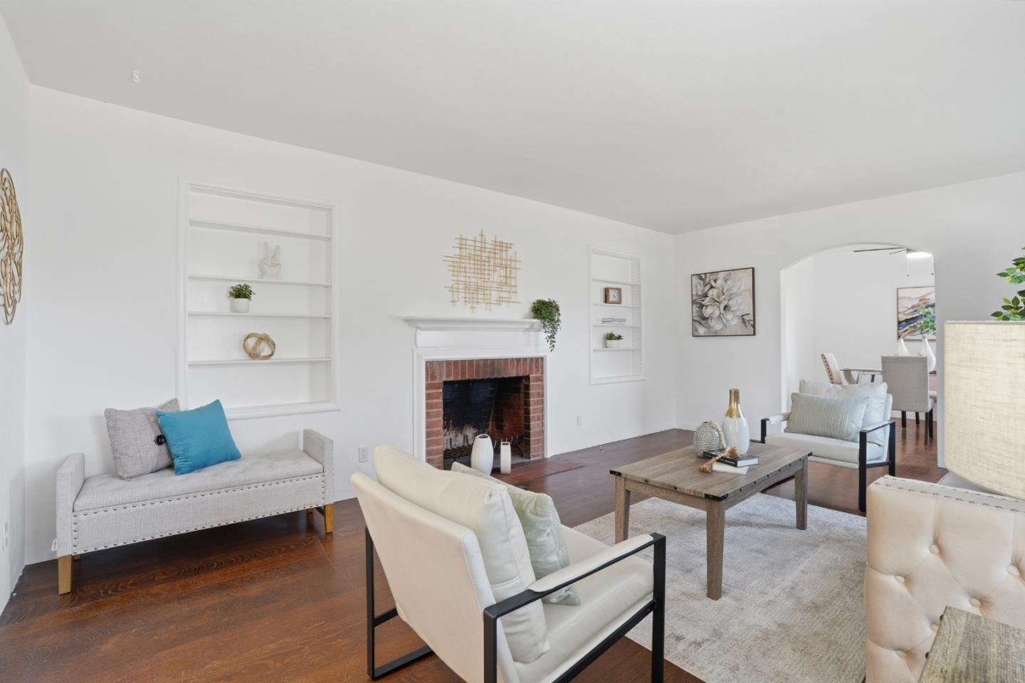 Detail Gallery Image 9 of 42 For 2055 Oakwood Dr, East Palo Alto,  CA 94303 - 2 Beds | 1 Baths