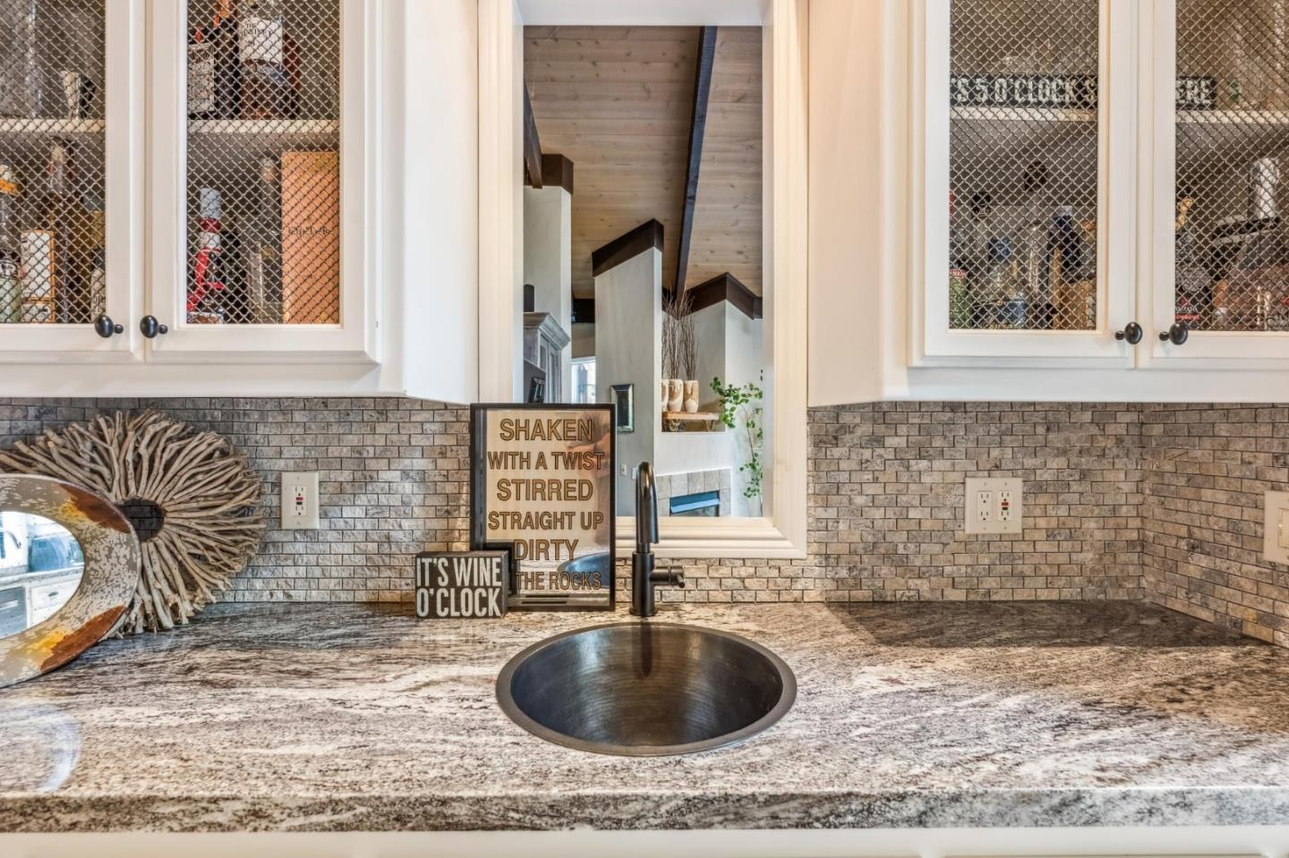 Detail Gallery Image 18 of 43 For 61 Oak Haven Way, Woodside,  CA 94062 - 4 Beds | 3/1 Baths