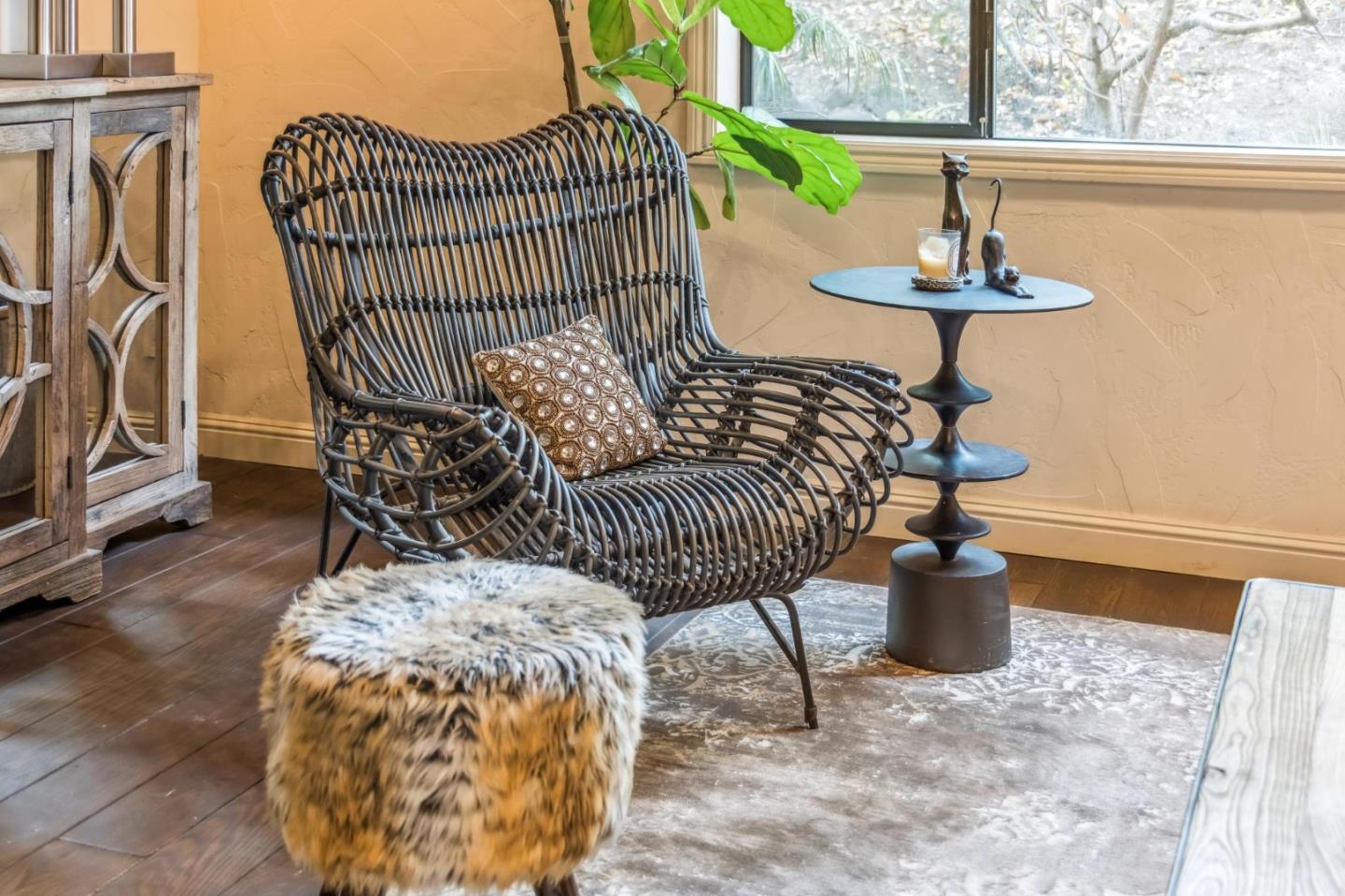 Detail Gallery Image 25 of 43 For 61 Oak Haven Way, Woodside,  CA 94062 - 4 Beds | 3/1 Baths