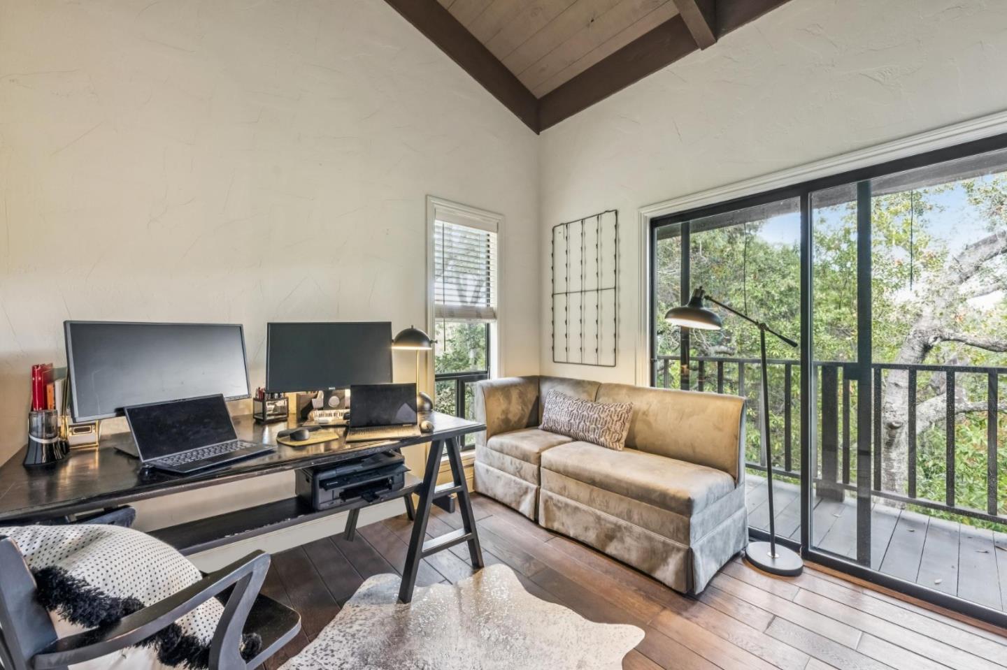 Detail Gallery Image 33 of 43 For 61 Oak Haven Way, Woodside,  CA 94062 - 4 Beds | 3/1 Baths