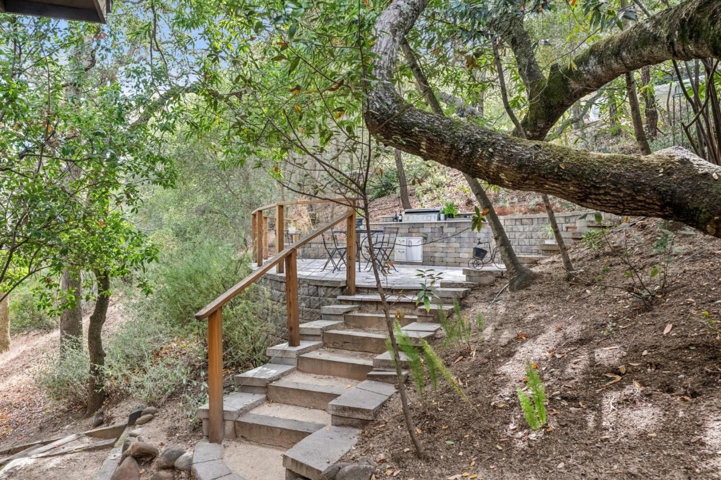 Detail Gallery Image 40 of 43 For 61 Oak Haven Way, Woodside,  CA 94062 - 4 Beds | 3/1 Baths