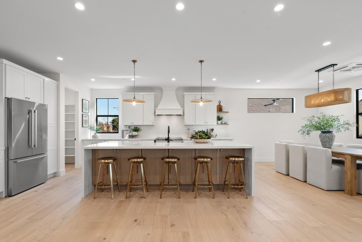 Detail Gallery Image 15 of 62 For 56 Sunnyside Ave, Campbell,  CA 95008 - 4 Beds | 3/1 Baths