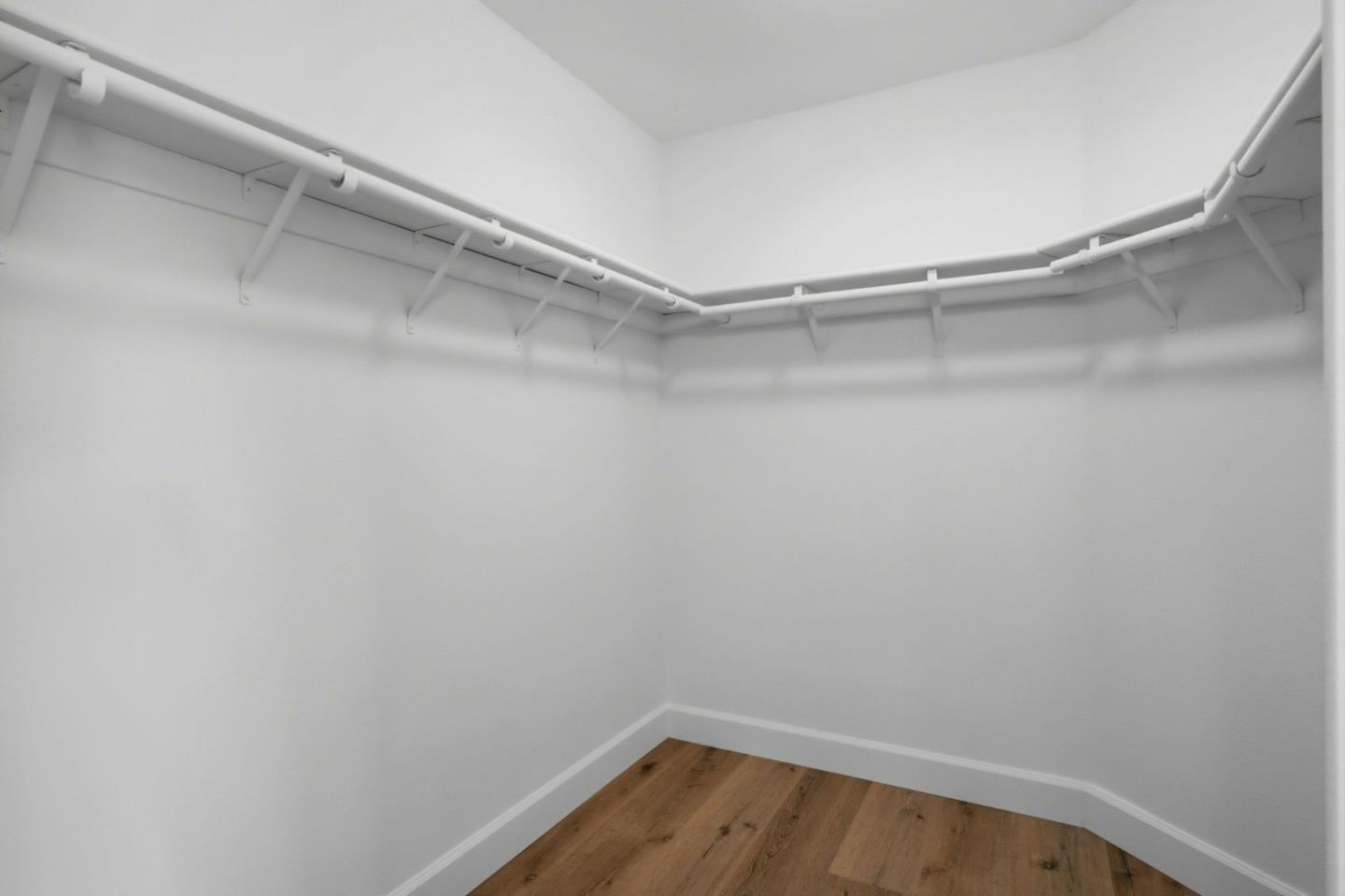 Detail Gallery Image 22 of 40 For 2997 Samaria Pl, San Jose,  CA 95111 - 4 Beds | 2/1 Baths