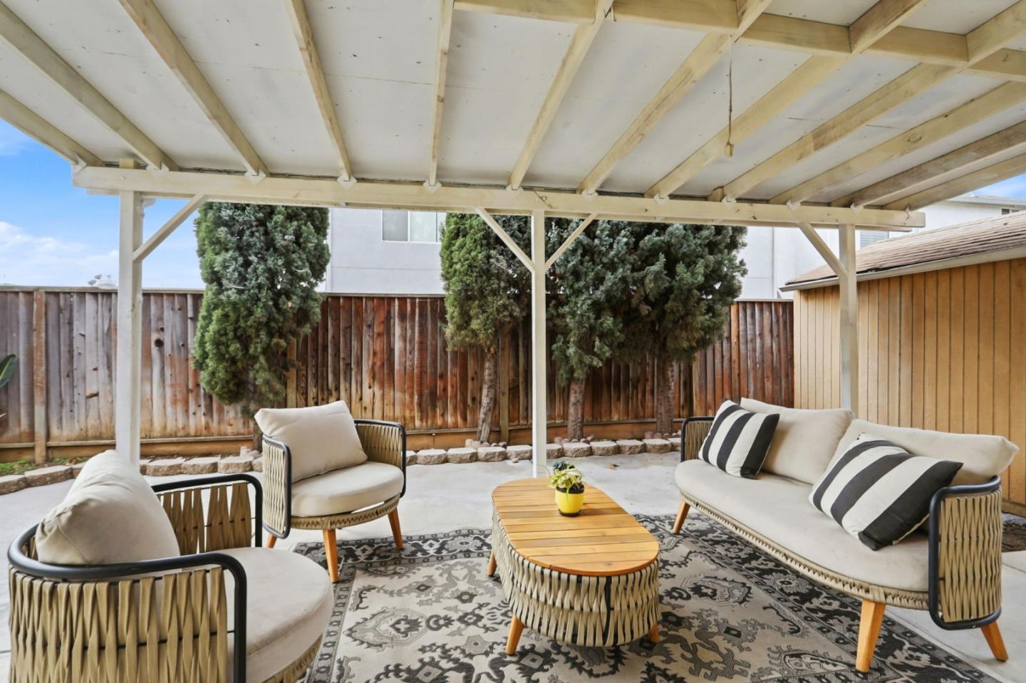 Detail Gallery Image 34 of 40 For 2997 Samaria Pl, San Jose,  CA 95111 - 4 Beds | 2/1 Baths