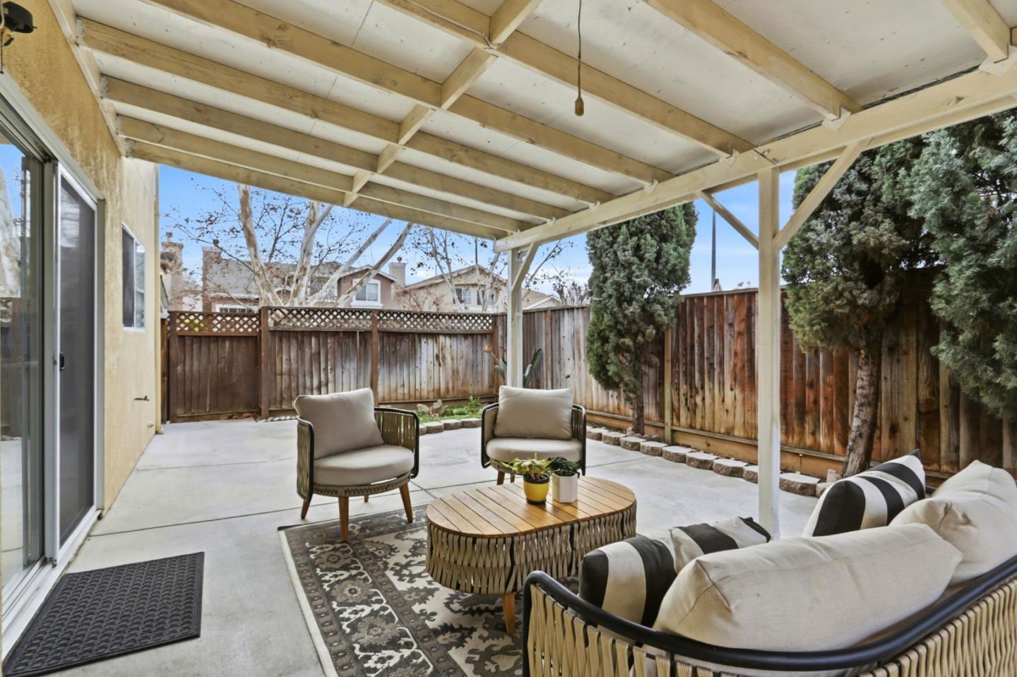 Detail Gallery Image 35 of 40 For 2997 Samaria Pl, San Jose,  CA 95111 - 4 Beds | 2/1 Baths