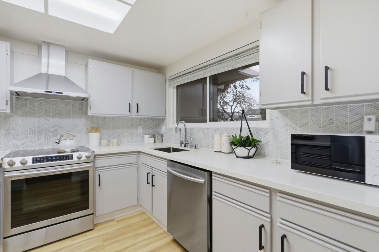 Photo #10: ML82031754 Listing: Photo #10