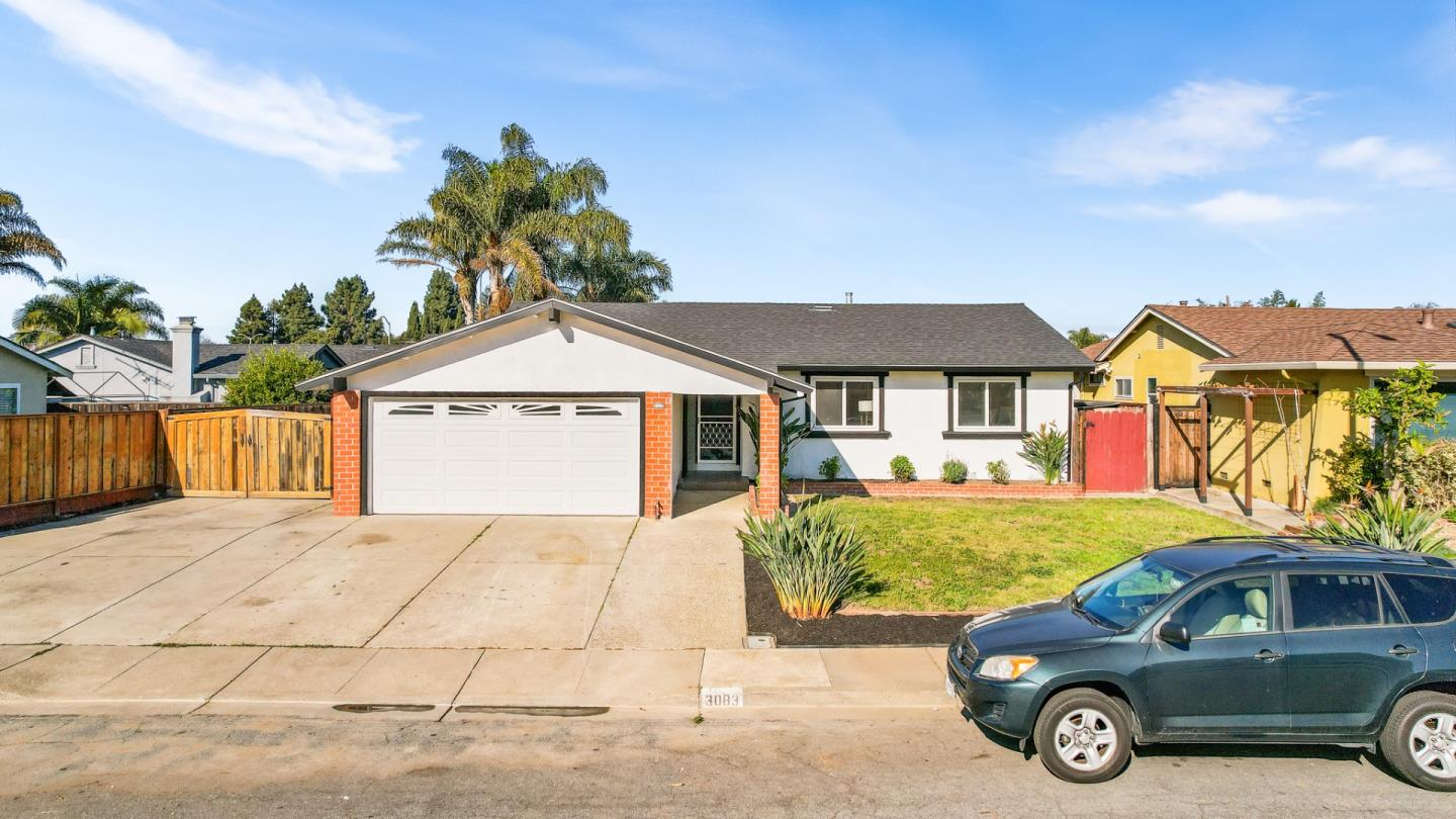 Detail Gallery Image 5 of 28 For 3083 Nightingale Pl, Fremont,  CA 94555 - 3 Beds | 2 Baths