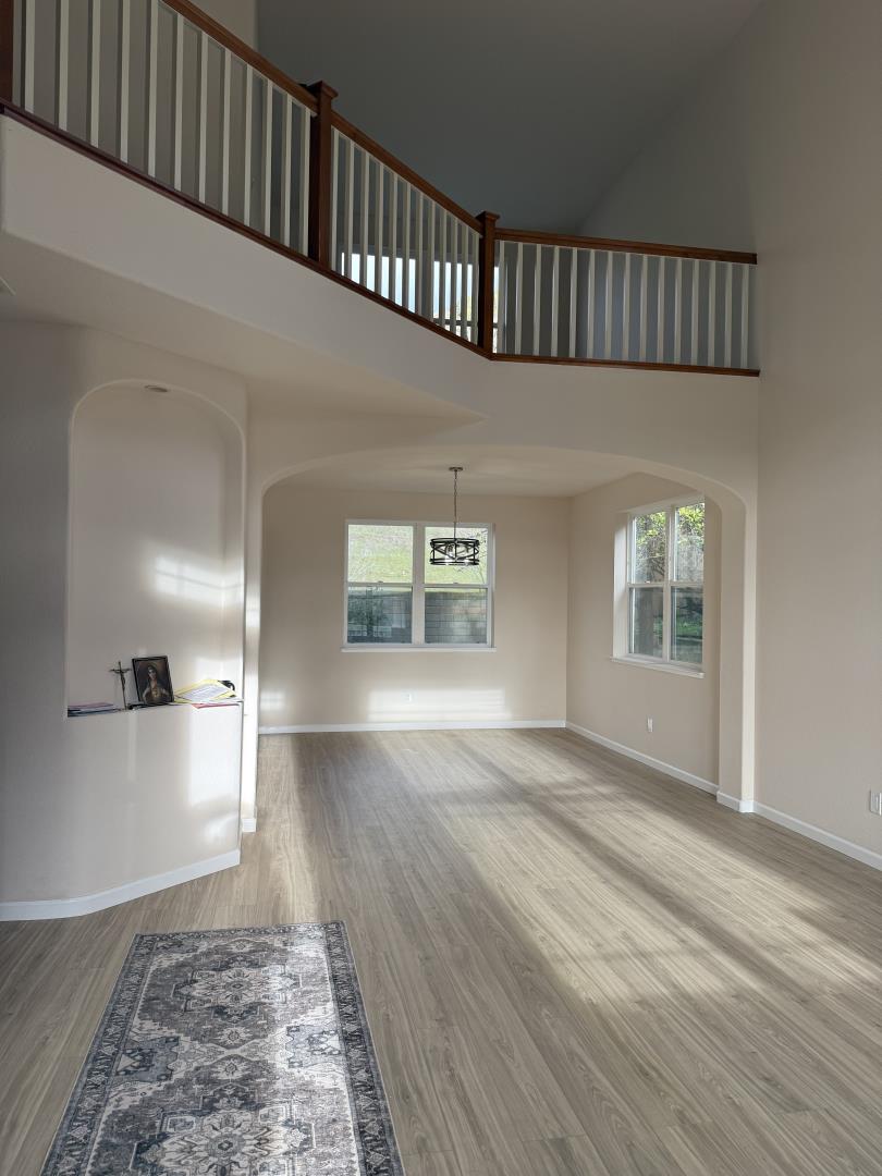 Detail Gallery Image 3 of 21 For 5830 Cabernet Dr, Vallejo,  CA 94591 - 4 Beds | 3 Baths