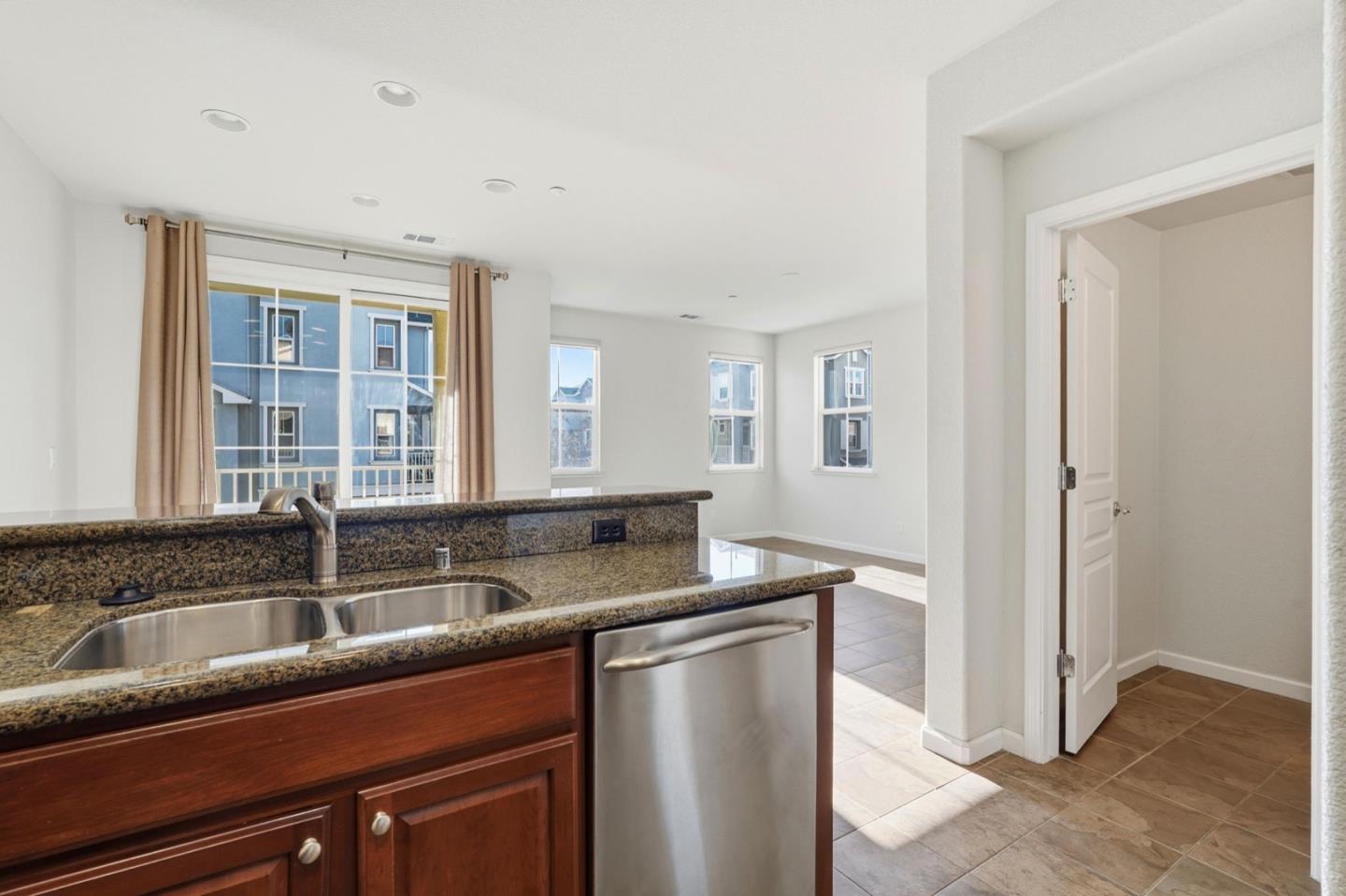 Photo #10: ML82031758 Listing: Photo #10