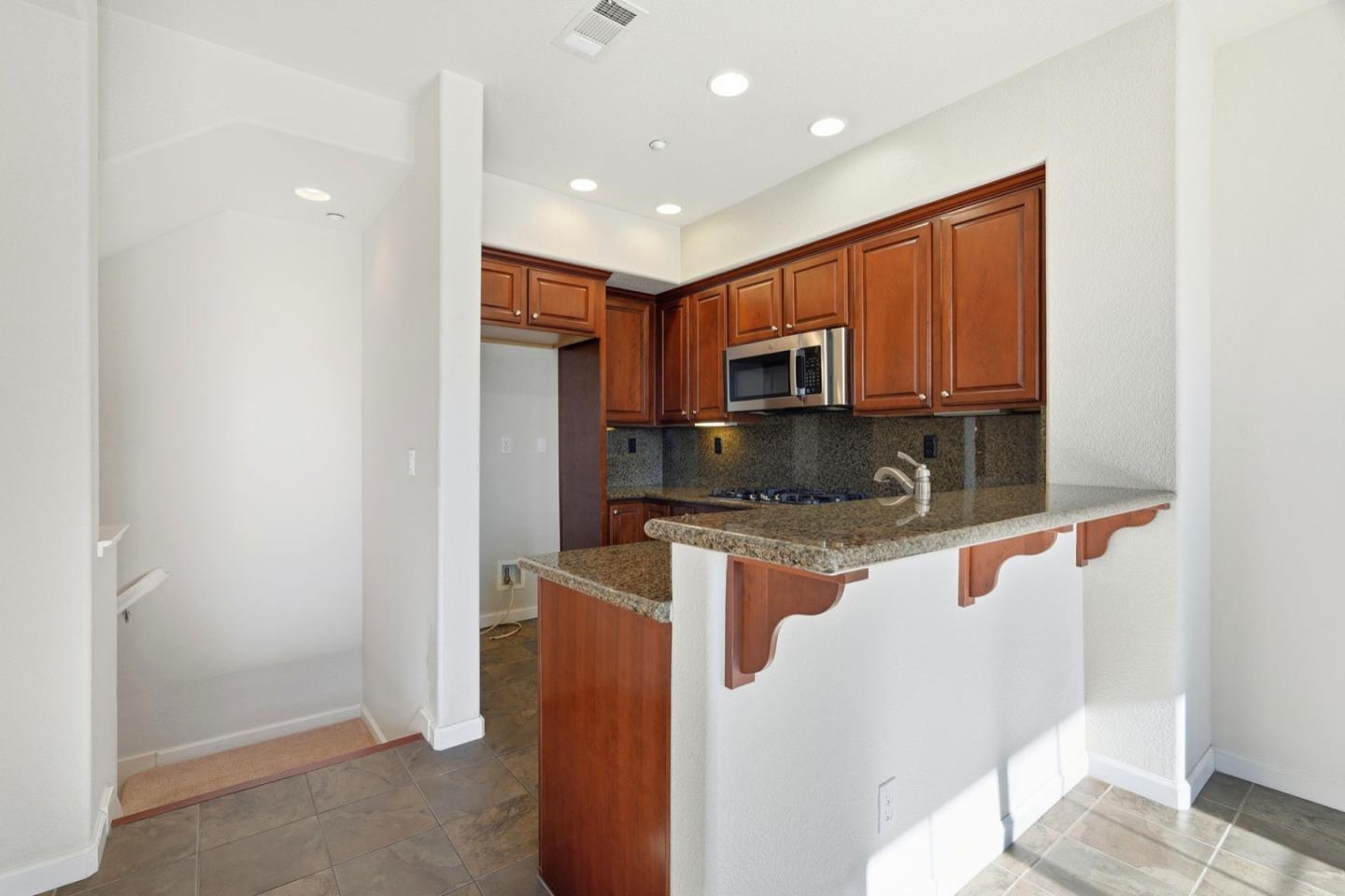 Photo #8: ML82031758 Listing: Photo #8