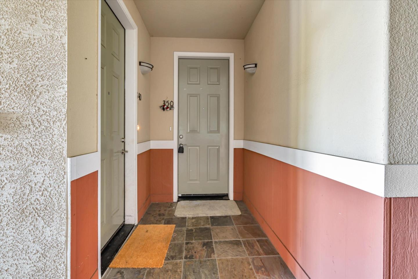 Detail Gallery Image 2 of 16 For 2330 University Ave #350,  East Palo Alto,  CA 94303 - 2 Beds | 1 Baths