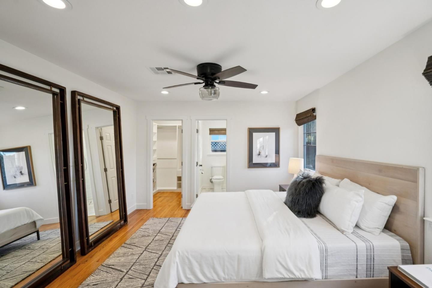 Detail Gallery Image 11 of 19 For 827 Riverside Dr, San Jose,  CA 95125 - 3 Beds | 3 Baths