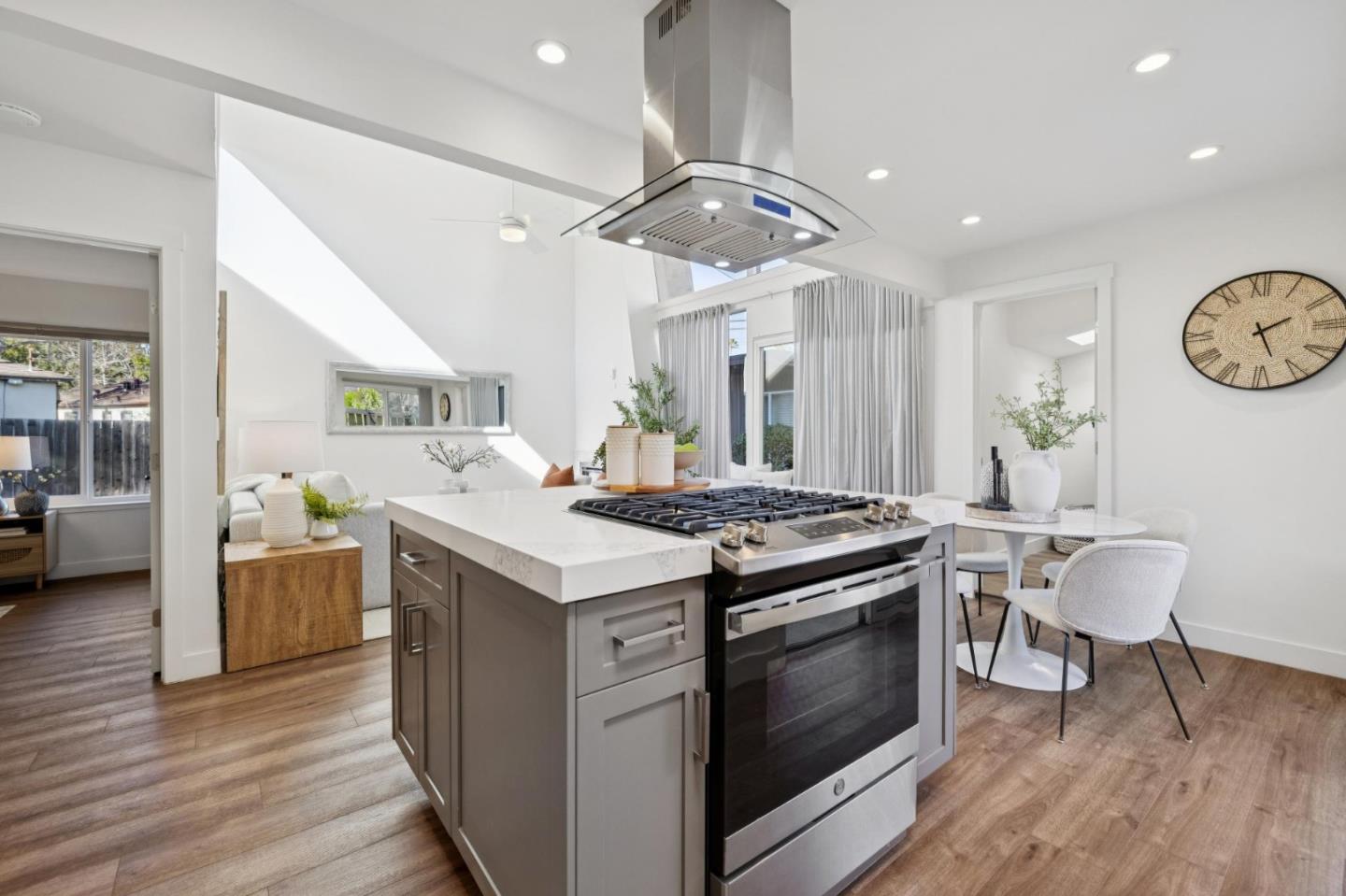 Photo #5: ML82031761 Listing: Photo #5