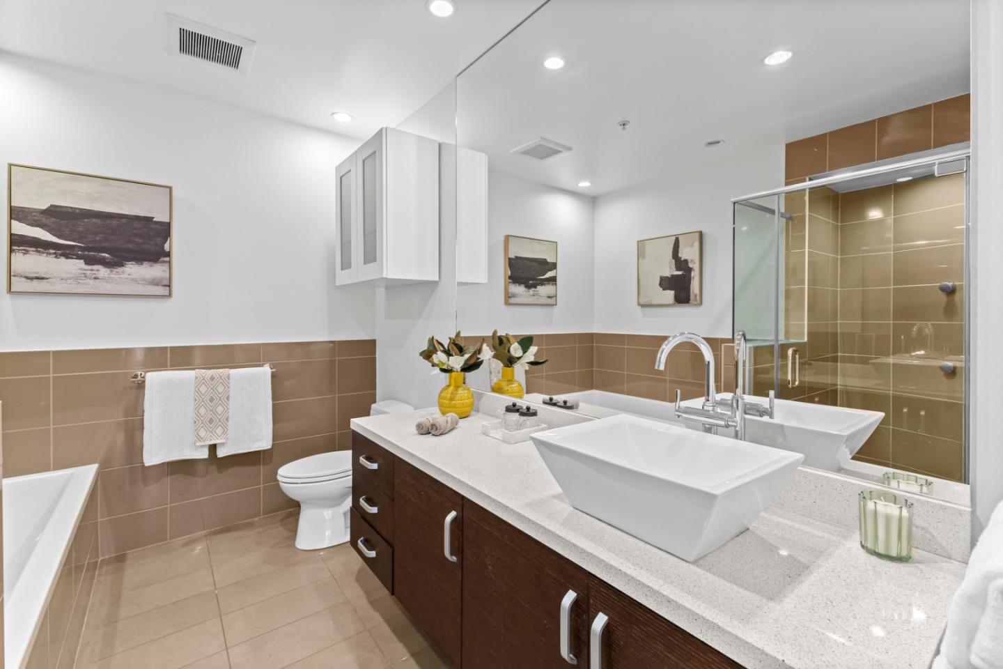 Detail Gallery Image 13 of 25 For 2417 Bryant St, San Francisco,  CA 94110 - 2 Beds | 2 Baths