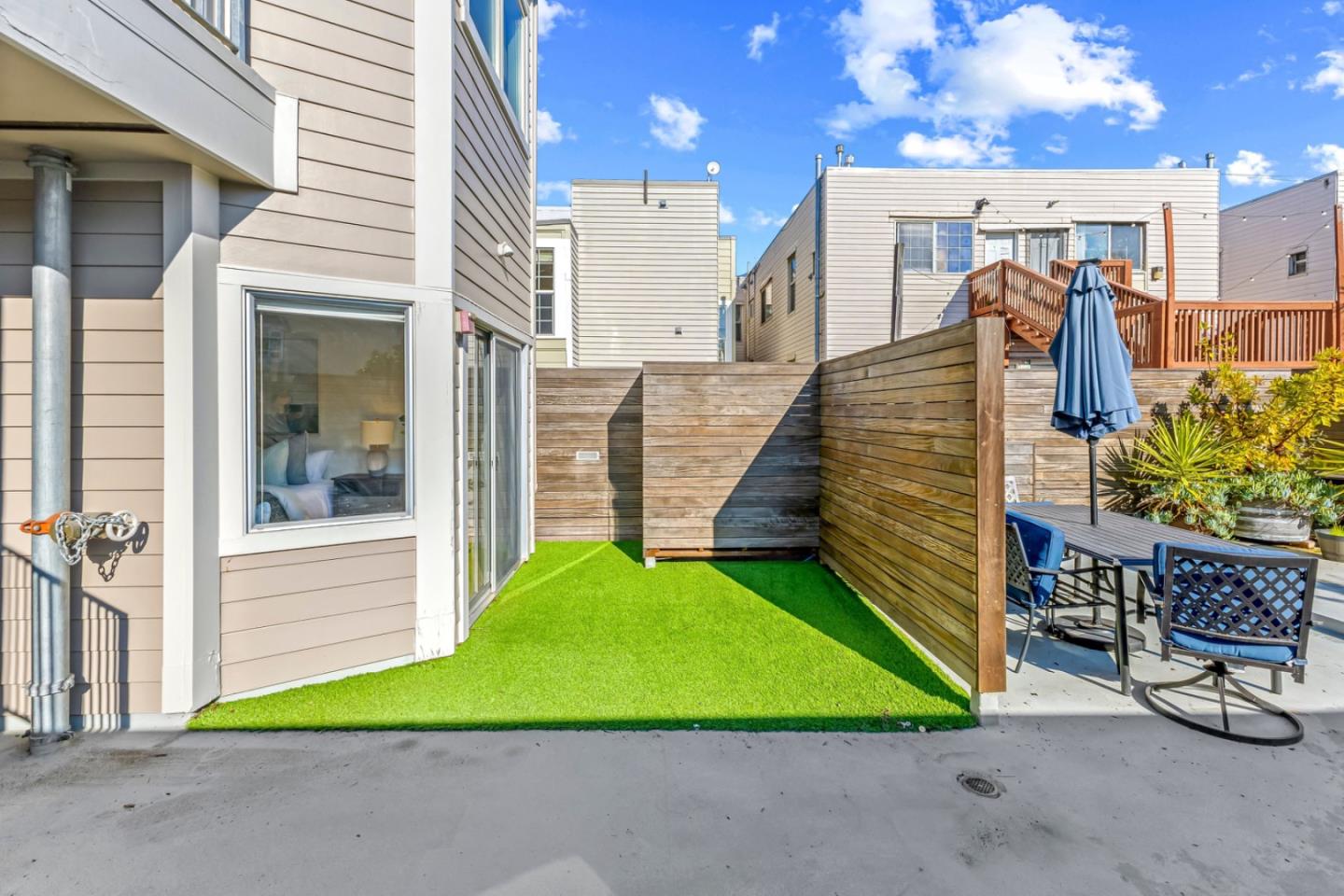 Detail Gallery Image 20 of 25 For 2417 Bryant St, San Francisco,  CA 94110 - 2 Beds | 2 Baths