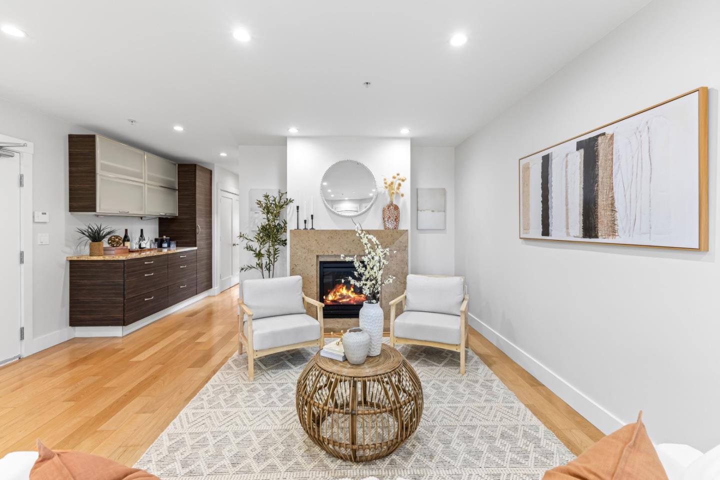 Detail Gallery Image 8 of 25 For 2417 Bryant St, San Francisco,  CA 94110 - 2 Beds | 2 Baths