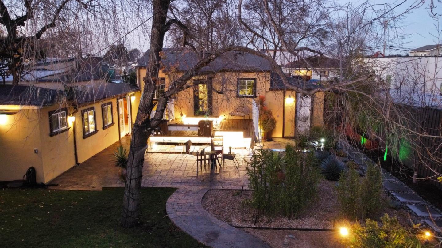 Front Image Thumbnail for ML82031768