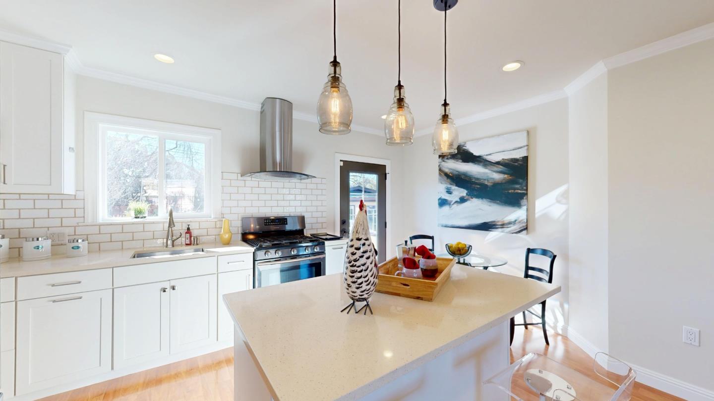 Detail Gallery Image 10 of 46 For 3024 Hoover St, Redwood City,  CA 94063 - 3 Beds | 1 Baths