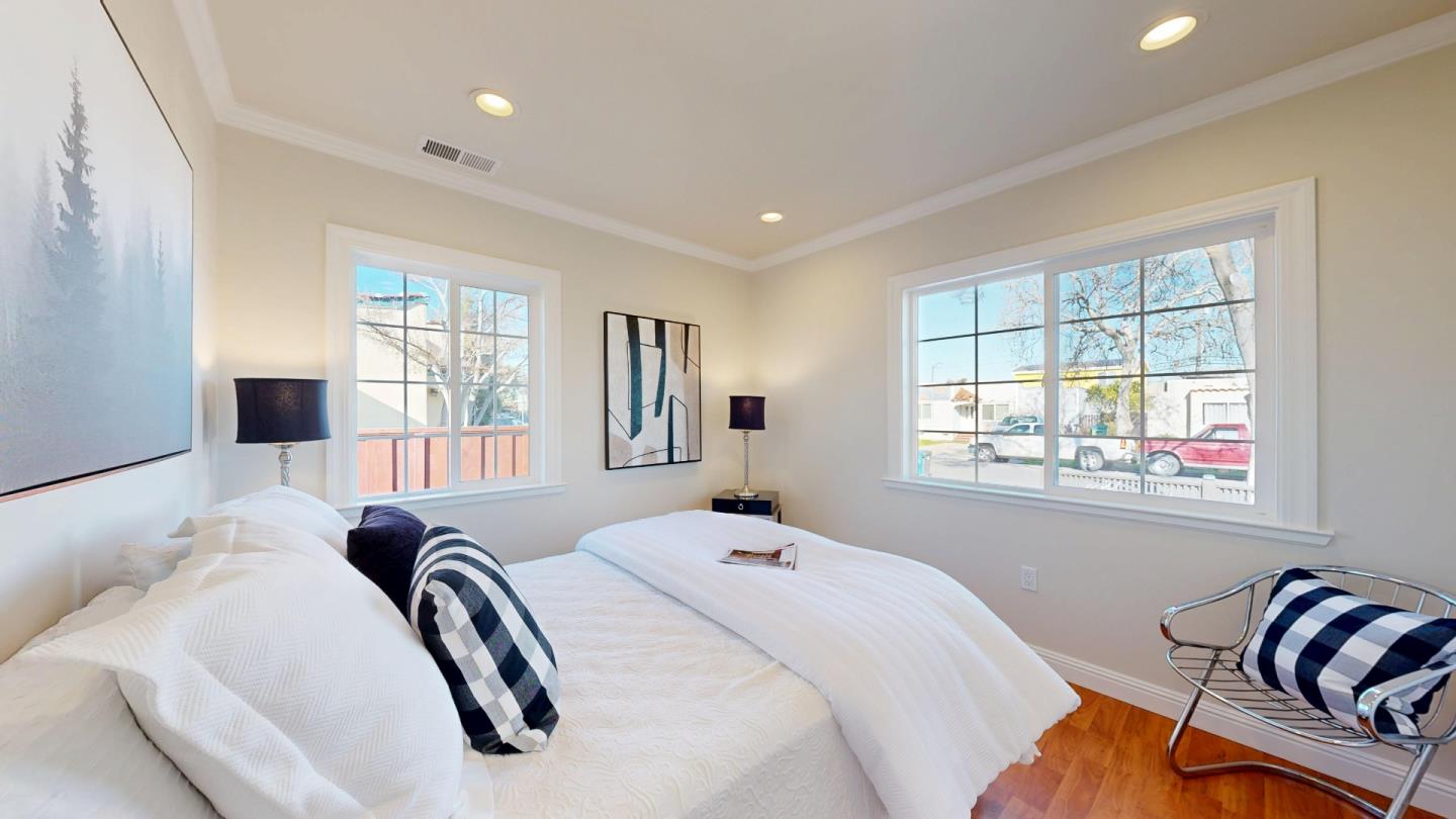 Detail Gallery Image 19 of 46 For 3024 Hoover St, Redwood City,  CA 94063 - 3 Beds | 1 Baths