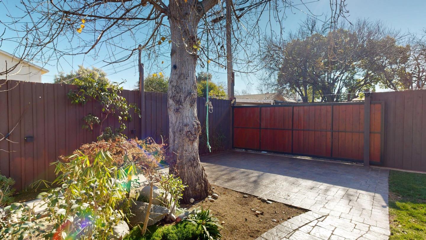 Detail Gallery Image 34 of 46 For 3024 Hoover St, Redwood City,  CA 94063 - 3 Beds | 1 Baths