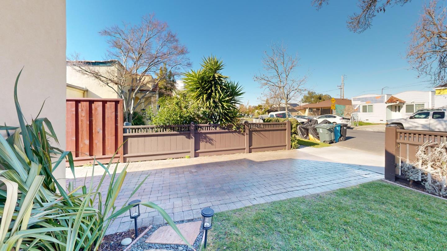 Detail Gallery Image 39 of 46 For 3024 Hoover St, Redwood City,  CA 94063 - 3 Beds | 1 Baths