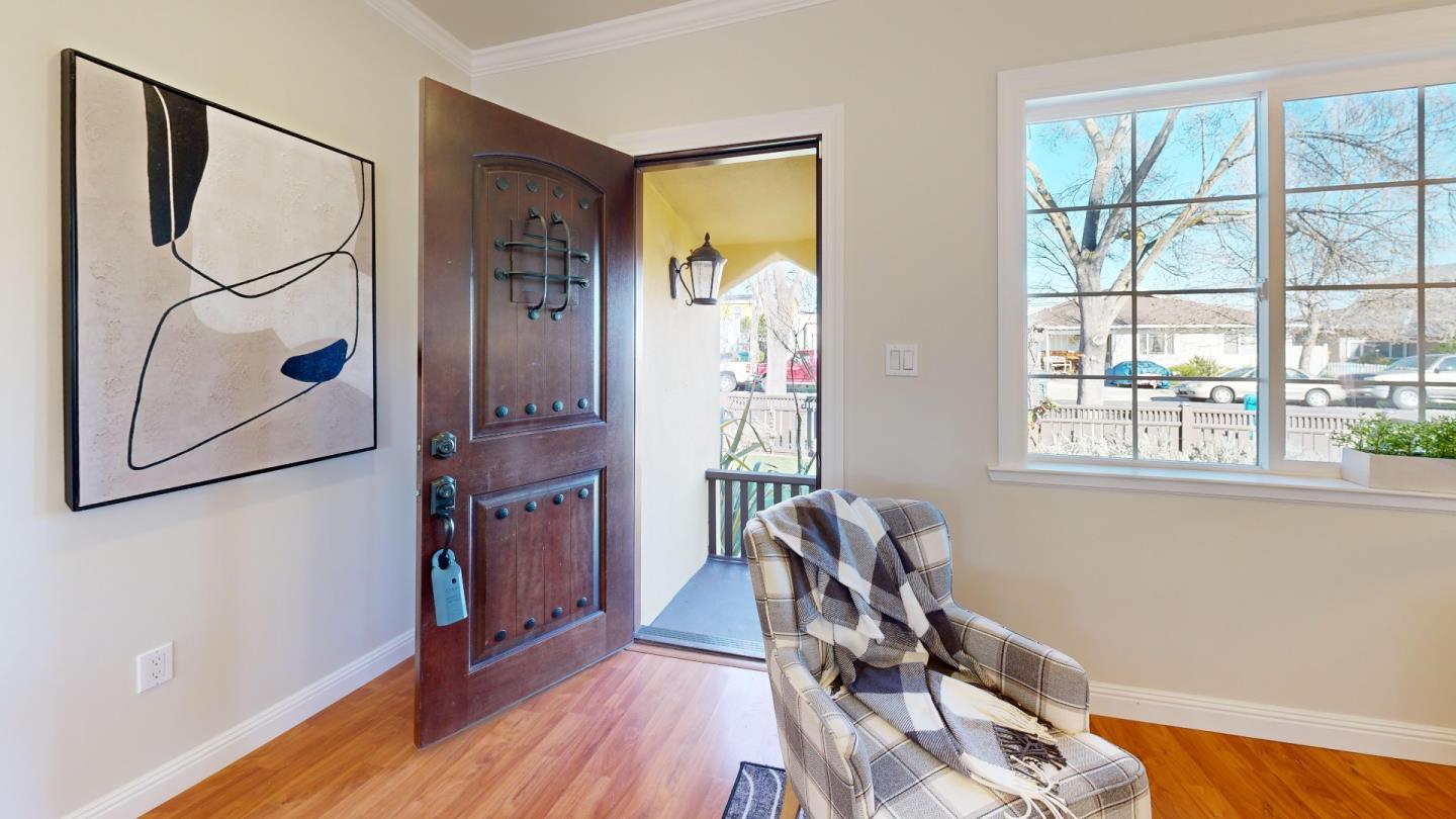 Detail Gallery Image 7 of 46 For 3024 Hoover St, Redwood City,  CA 94063 - 3 Beds | 1 Baths