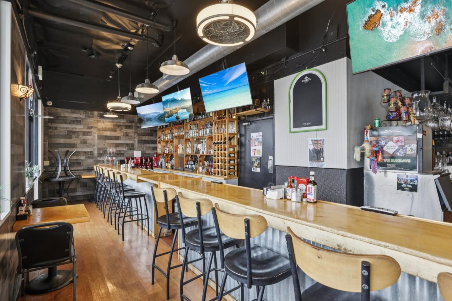 Detail Gallery Image 10 of 14 For 860 Willow St, San Jose,  CA 95125 - – Beds | – Baths