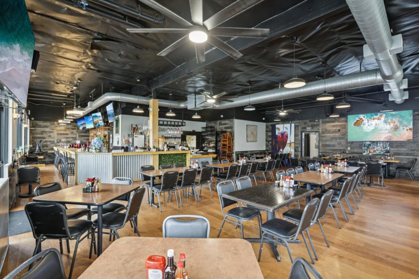 Detail Gallery Image 2 of 14 For 860 Willow St, San Jose,  CA 95125 - – Beds | – Baths