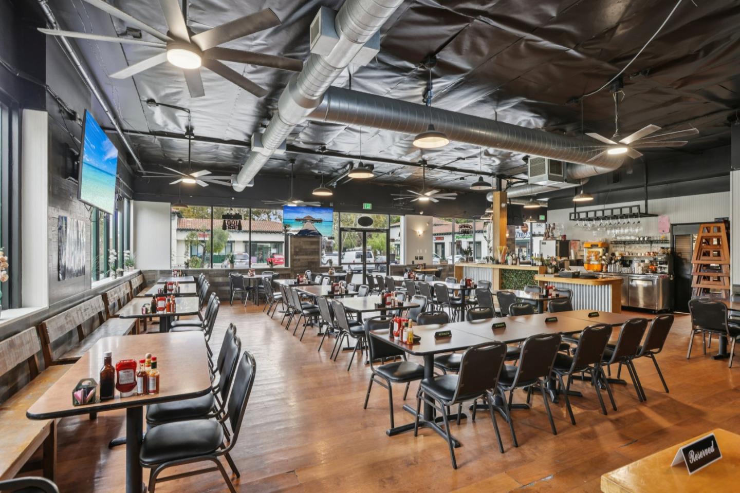 Detail Gallery Image 3 of 14 For 860 Willow St, San Jose,  CA 95125 - – Beds | – Baths