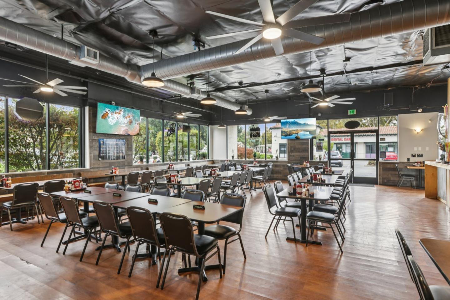 Detail Gallery Image 4 of 14 For 860 Willow St, San Jose,  CA 95125 - – Beds | – Baths