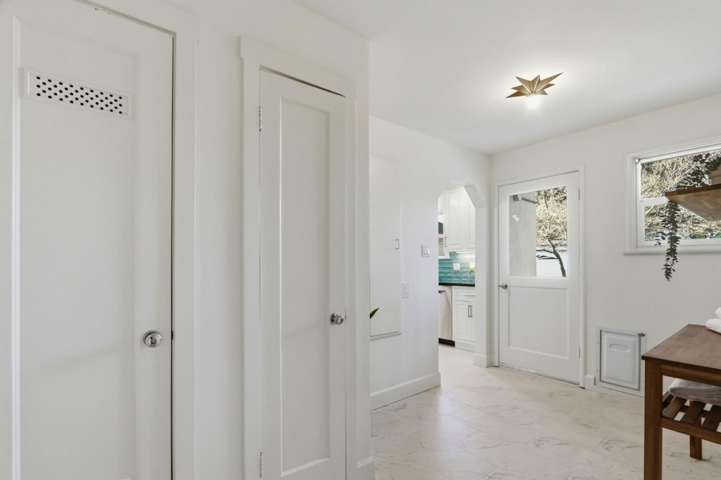 Detail Gallery Image 12 of 35 For 409 N 12th St, San Jose,  CA 95112 - 2 Beds | 1 Baths