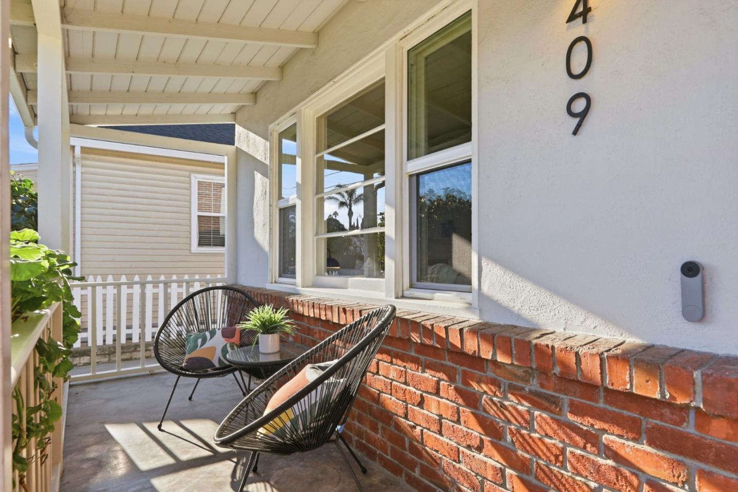 Detail Gallery Image 3 of 35 For 409 N 12th St, San Jose,  CA 95112 - 2 Beds | 1 Baths