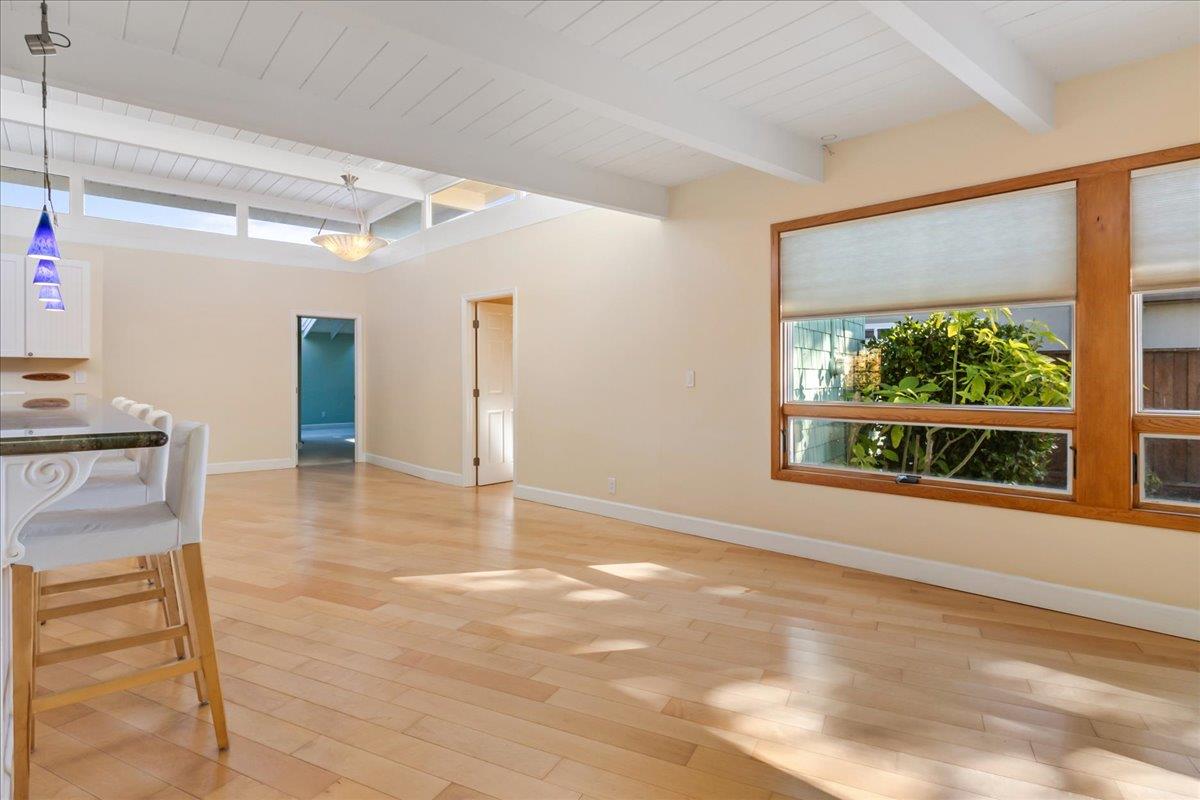 Detail Gallery Image 12 of 58 For 511 Cliff Dr, Aptos,  CA 95003 - 3 Beds | 3 Baths