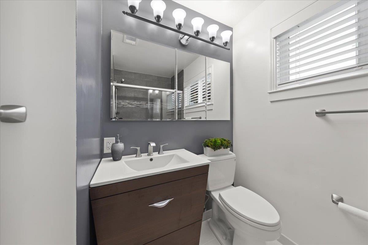 Detail Gallery Image 16 of 53 For 295 Beverly Ct, Campbell,  CA 95008 - 4 Beds | 2/1 Baths