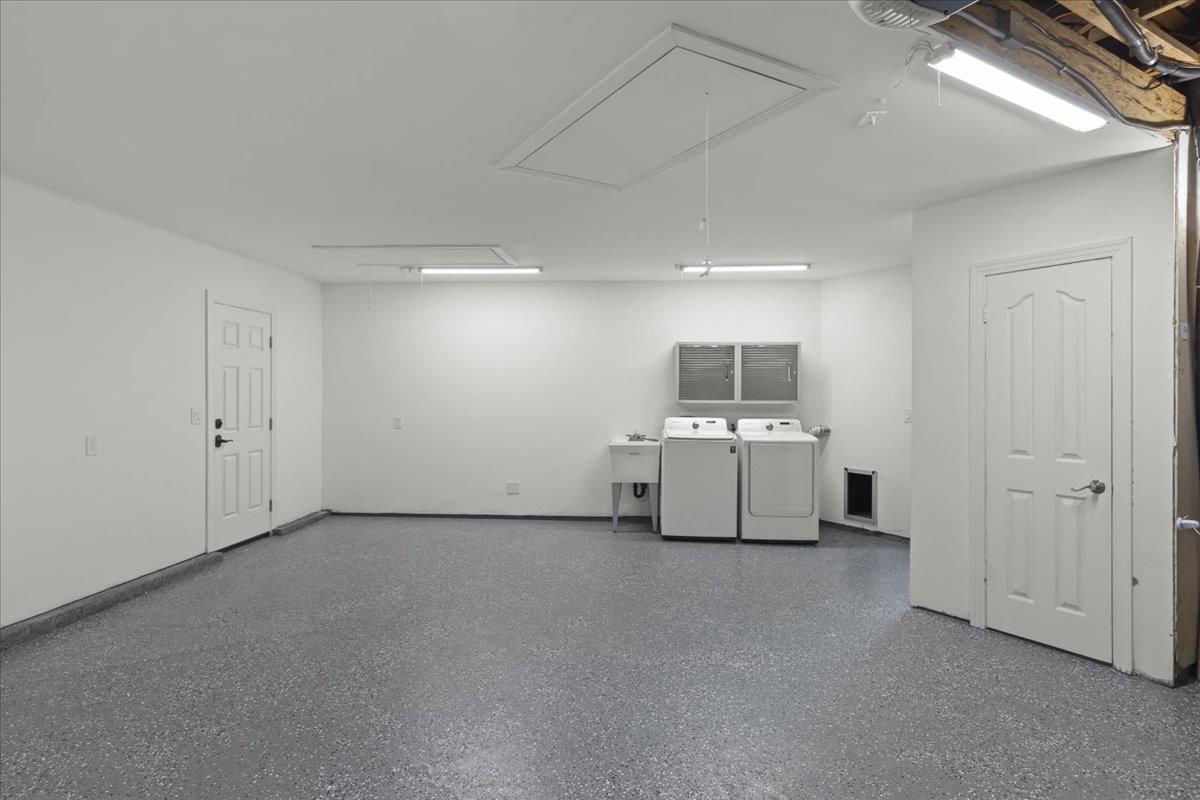 Detail Gallery Image 34 of 53 For 295 Beverly Ct, Campbell,  CA 95008 - 4 Beds | 2/1 Baths