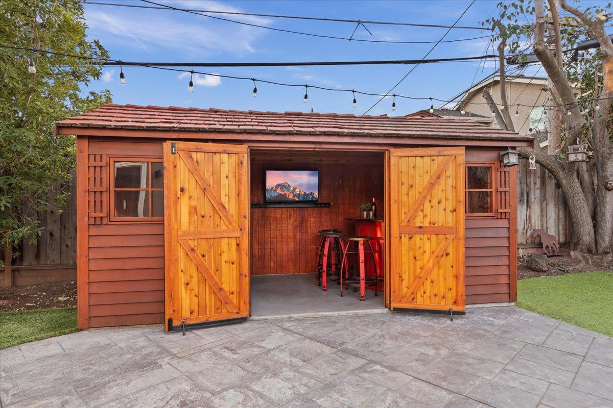 Detail Gallery Image 36 of 53 For 295 Beverly Ct, Campbell,  CA 95008 - 4 Beds | 2/1 Baths