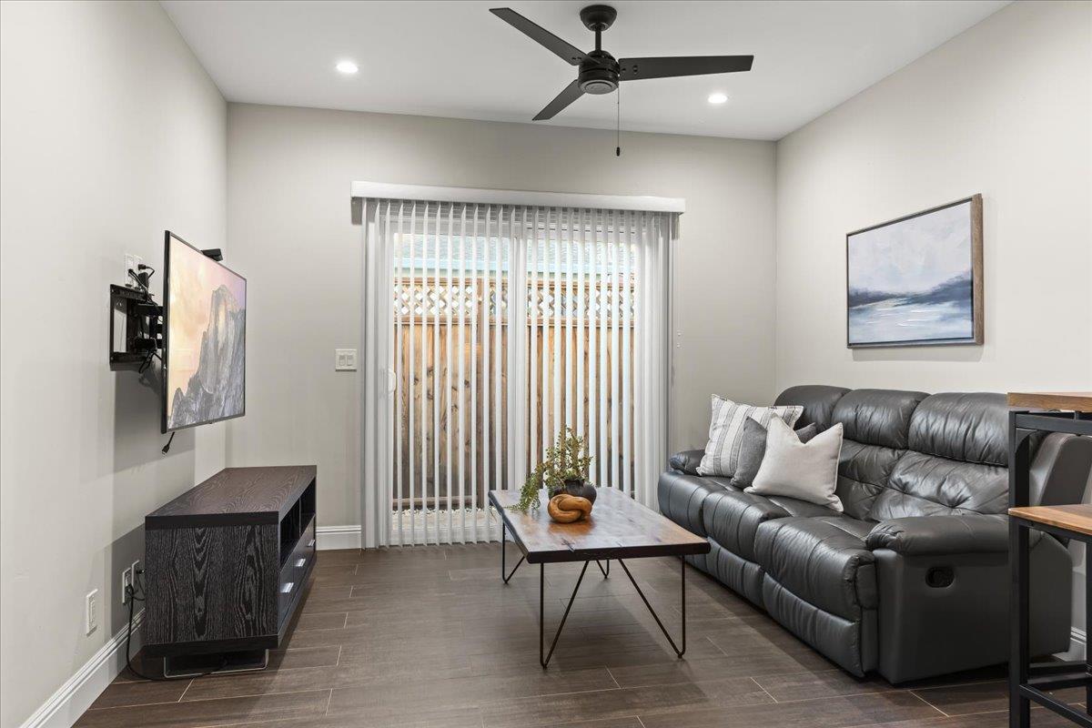 Detail Gallery Image 43 of 53 For 295 Beverly Ct, Campbell,  CA 95008 - 4 Beds | 2/1 Baths