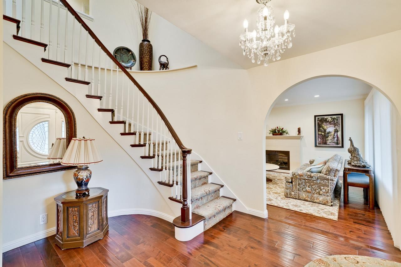 Detail Gallery Image 7 of 68 For 22014 Baxley Ct, Cupertino,  CA 95014 - 4 Beds | 3 Baths