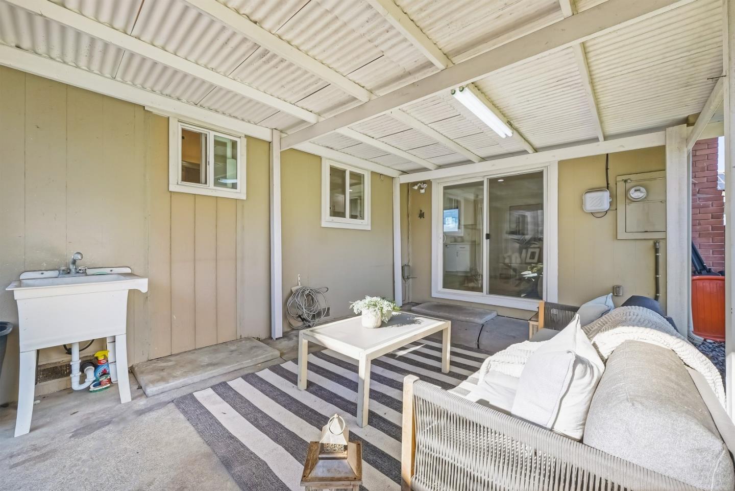 Detail Gallery Image 32 of 49 For 2152 Ashwood Ln, San Jose,  CA 95132 - 5 Beds | 3 Baths