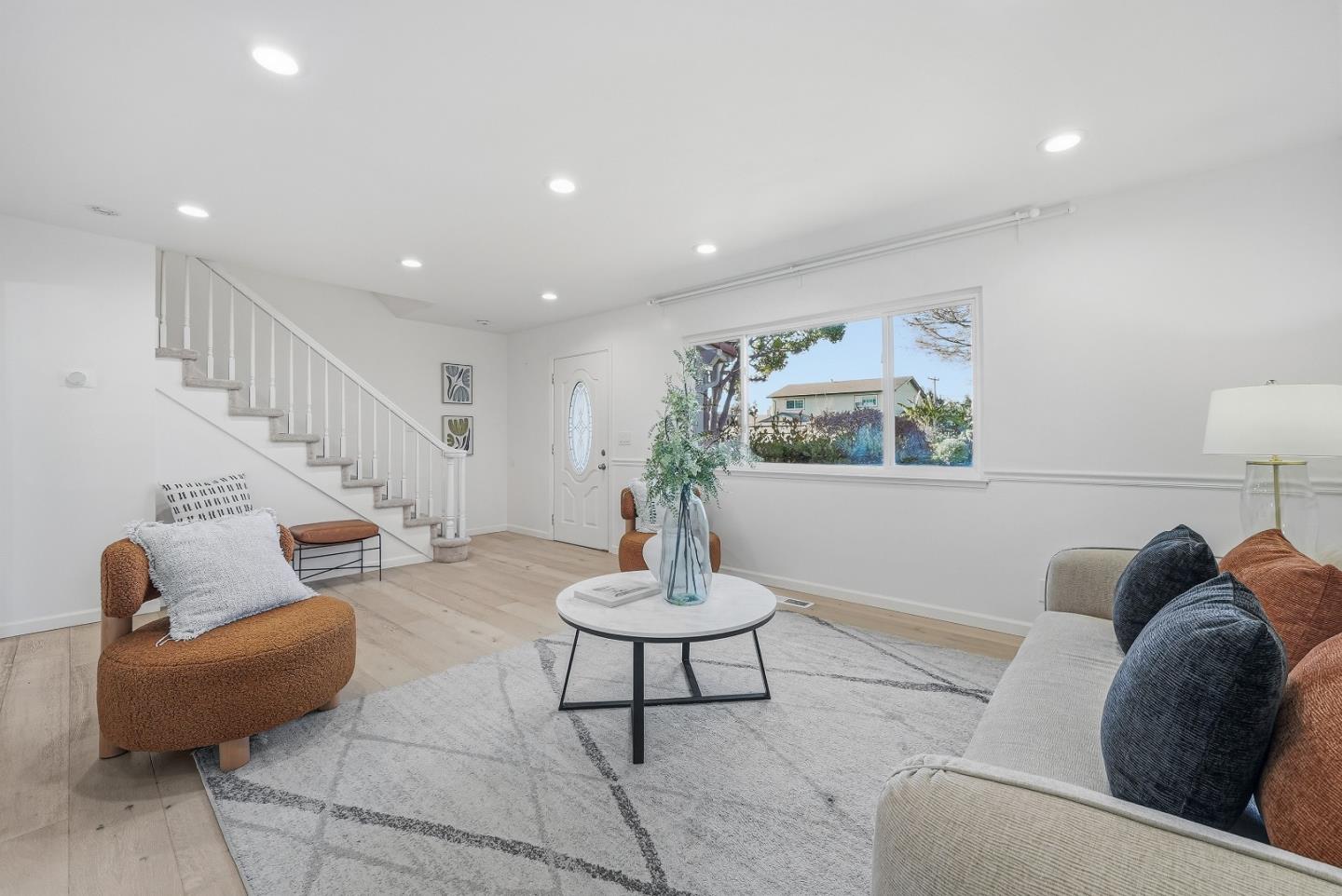 Detail Gallery Image 5 of 49 For 2152 Ashwood Ln, San Jose,  CA 95132 - 5 Beds | 3 Baths