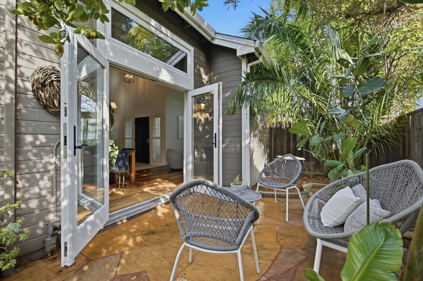 Detail Gallery Image 21 of 36 For 608 Bahama Ln, Foster City,  CA 94404 - 3 Beds | 2/1 Baths