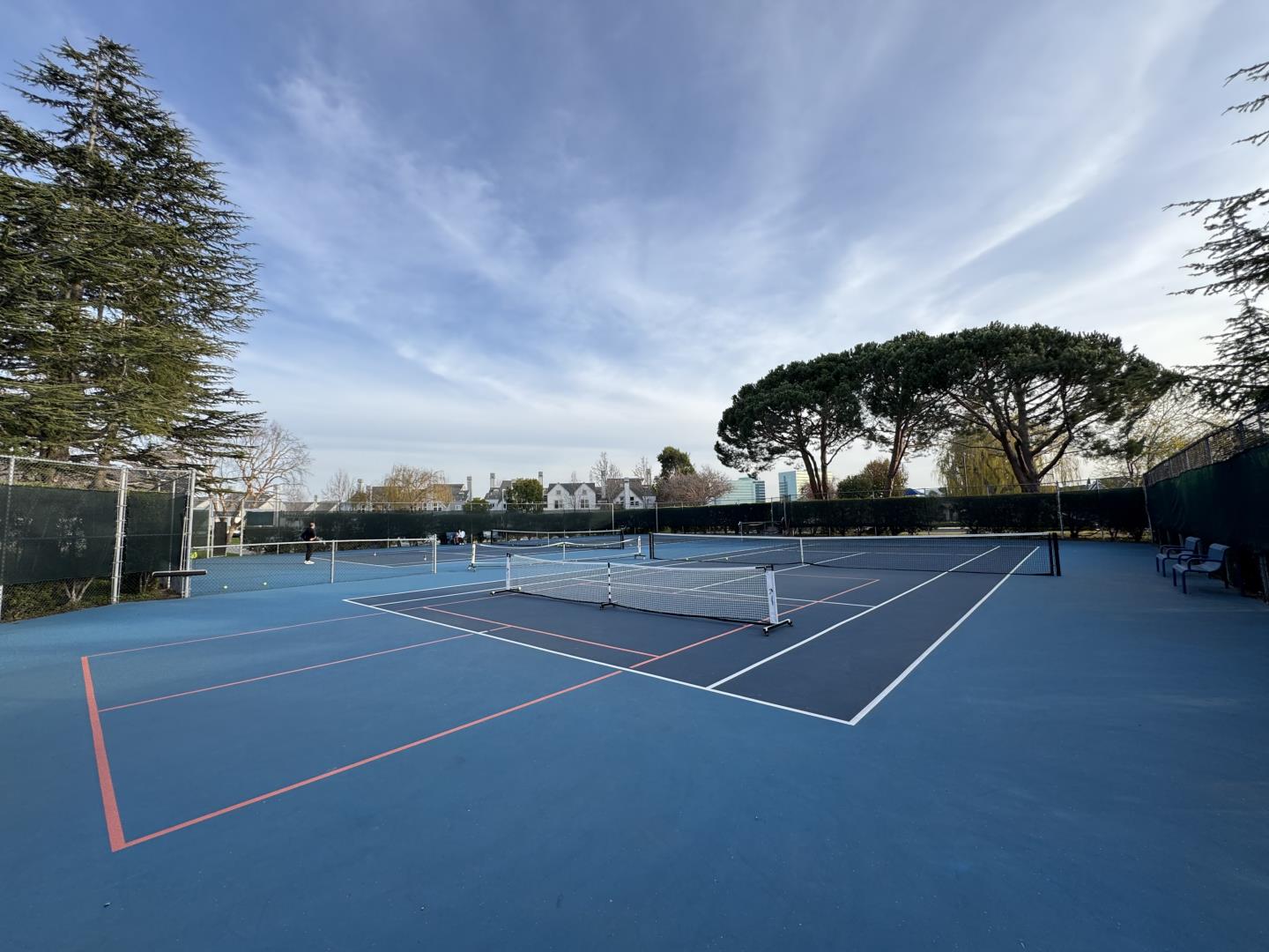 Detail Gallery Image 8 of 19 For 608 Bahama Ln, Foster City,  CA 94404 - 3 Beds | 2/1 Baths