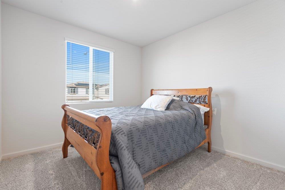 Detail Gallery Image 23 of 39 For 2031 Wildflower Dr, Hollister,  CA 95023 - 4 Beds | 3 Baths