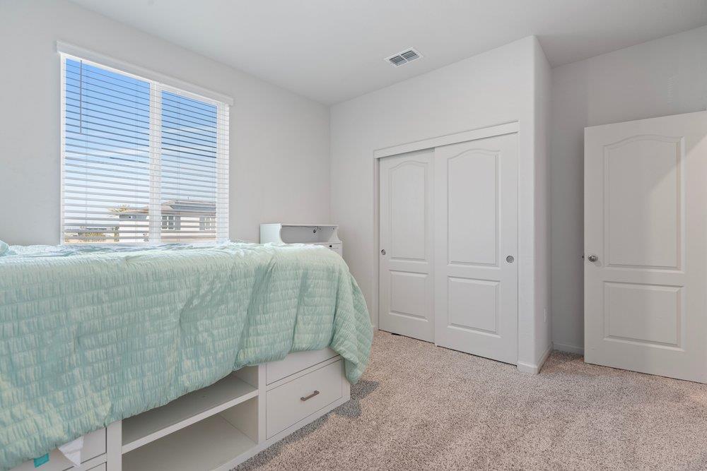 Detail Gallery Image 25 of 39 For 2031 Wildflower Dr, Hollister,  CA 95023 - 4 Beds | 3 Baths